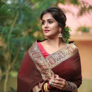 Remya Nambeesan (aka) RemyaNambeesan