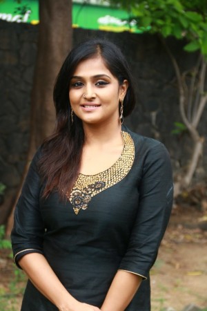 Remya Nambeesan (aka) RemyaNambeesan