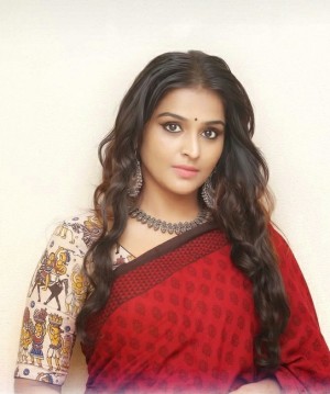 Remya Nambeesan (aka) RemyaNambeesan