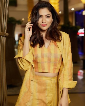 Ridhima Pandit (aka) Ridhimaa Pandit