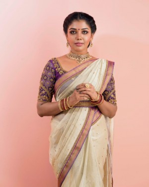 Riythvika (aka) Riythvikaa