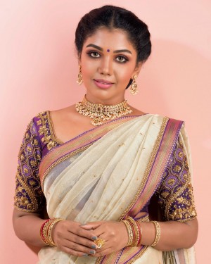 Riythvika (aka) Riythvikaa