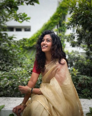 Roshni Haripriyan (aka) Roshini Haripriyan