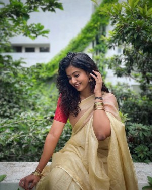 Roshni Haripriyan (aka) Roshini Haripriyan