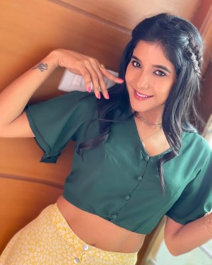 Sakshi Agarwal (aka) Sakshi