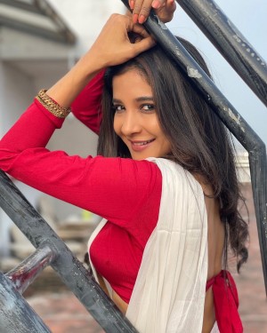 Sakshi Agarwal (aka) Sakshi