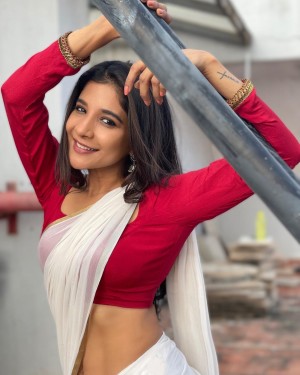 Sakshi Agarwal (aka) Sakshi