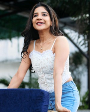 Sakshi Agarwal (aka) Sakshi