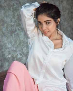 Sakshi Agarwal (aka) Sakshi