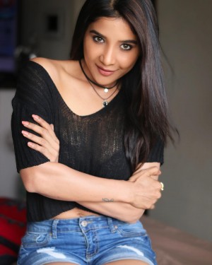 Sakshi Agarwal (aka) Sakshi