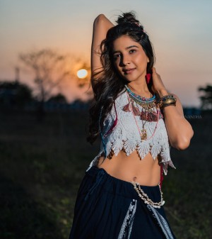 Sakshi Agarwal (aka) Sakshi