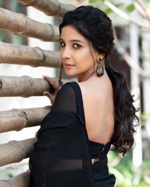 Sakshi Agarwal (aka) Sakshi