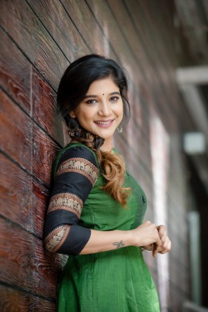 Sakshi Agarwal (aka) Sakshi