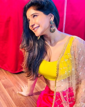 Sakshi Agarwal (aka) Sakshi