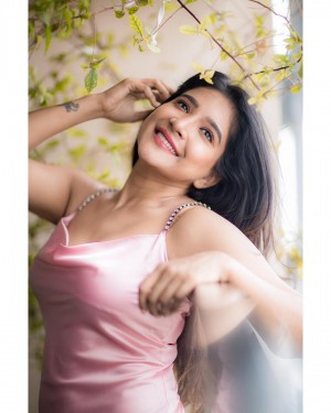 Sakshi Agarwal (aka) Sakshi