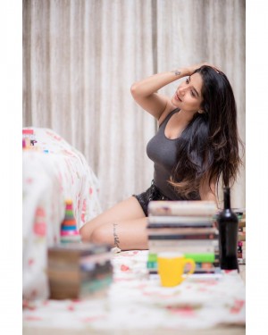 Sakshi Agarwal (aka) Sakshi