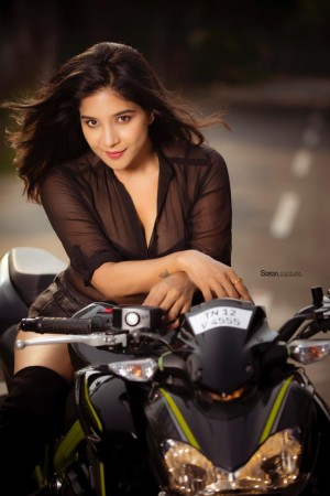 Sakshi Agarwal (aka) Sakshi