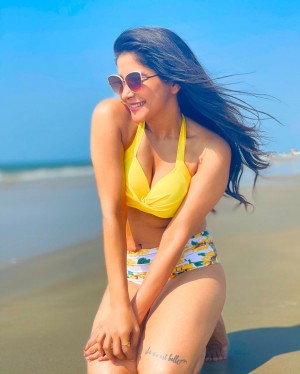 Sakshi Agarwal (aka) Sakshi