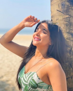 Sakshi Agarwal (aka) Sakshi