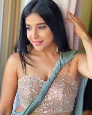 Sakshi Agarwal (aka) Sakshi