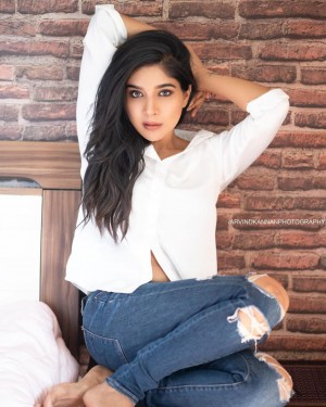 Sakshi Agarwal (aka) Sakshi