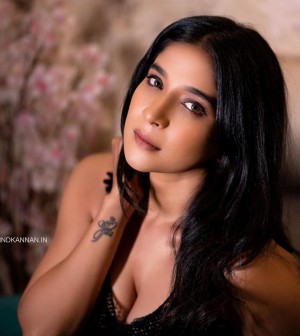 Sakshi Agarwal (aka) Sakshi