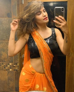 Sakshi Dwivedi (aka) Sakshii Dwivedi