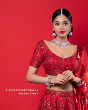 Sanam Shetty (aka) SanamShetty