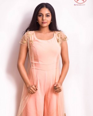 Sanam Shetty (aka) SanamShetty