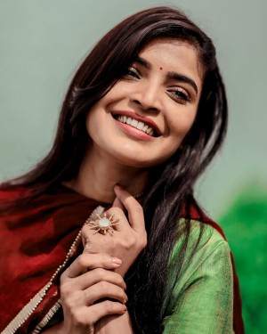 Sanchita Shetty (aka) Actress Sanchita