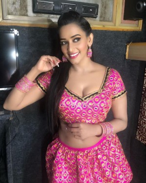 Sanjana Singh (aka) Sanjanaa