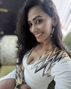 Sanjana Singh (aka) Sanjanaa