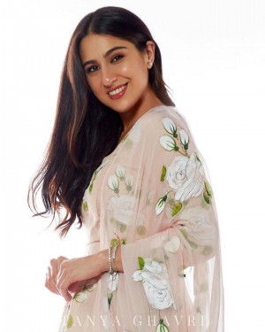 Sara Ali Khan (aka) Saraa ali khan