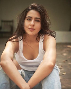 Sara Ali Khan (aka) Saraa ali khan