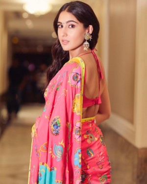 Sara Ali Khan (aka) Saraa ali khan