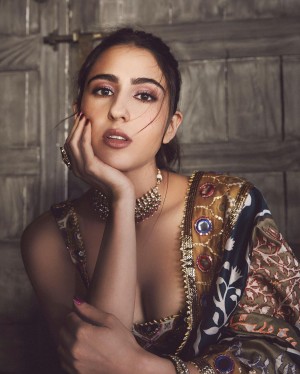 Sara Ali Khan (aka) Saraa ali khan