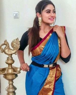 Shivani Narayanan (aka) Shivani