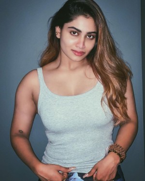 Shivani Narayanan (aka) Shivani