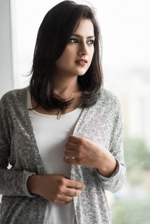 Shraddha Srinath (aka) Shradha Srinath