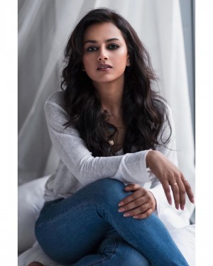 Shraddha Srinath (aka) Shradha Srinath