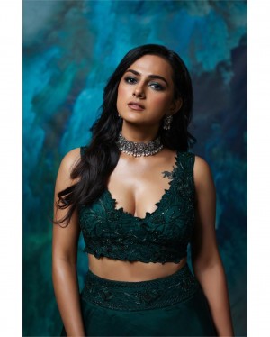 Shraddha Srinath (aka) Shradha Srinath