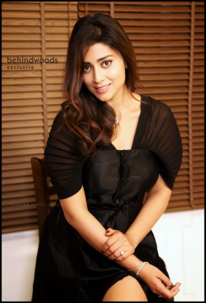 Shriya Saran (aka) Actress Shriya