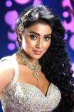 Shriya Saran (aka) Actress Shriya