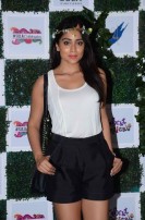 Shriya Saran (aka) Actress Shriya