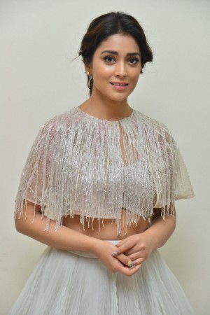 Shriya Saran (aka) Actress Shriya