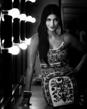 Shruti Haasan (aka) Shruti Hasan