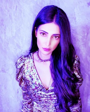 Shruti Haasan (aka) Shruti Hasan