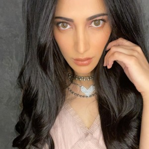 Shruti Haasan (aka) Shruti Hasan