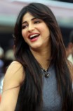 Shruti Haasan (aka) Shruti Hasan