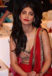 Shruti Haasan (aka) Shruti Hasan